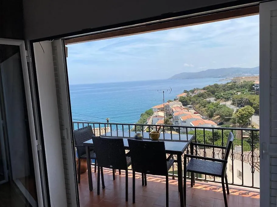 El Valles Apartment Sea View Llanca 0*,  Spain